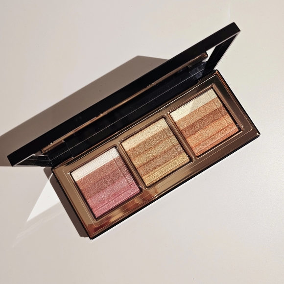 Bobbi Brown Highlight and glow shimmer brick - Picture 3 of 11